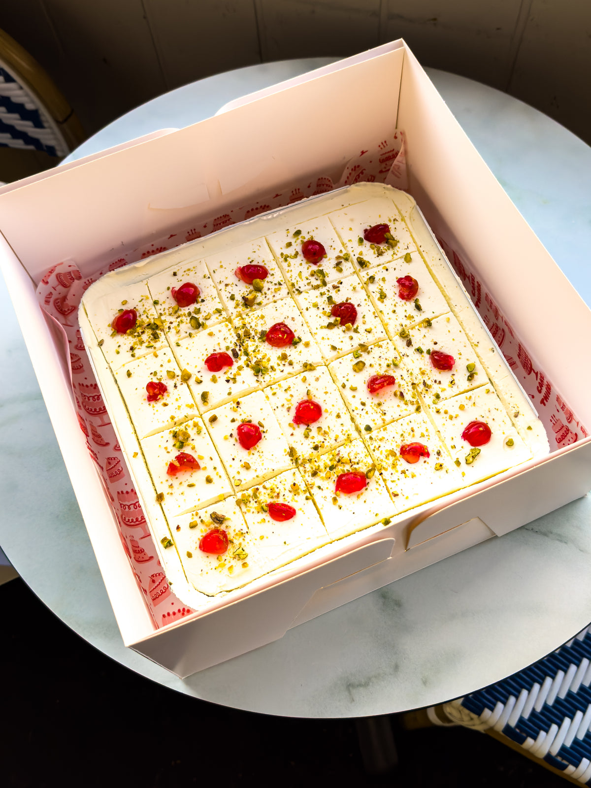 Ekmek Kataifi Tray